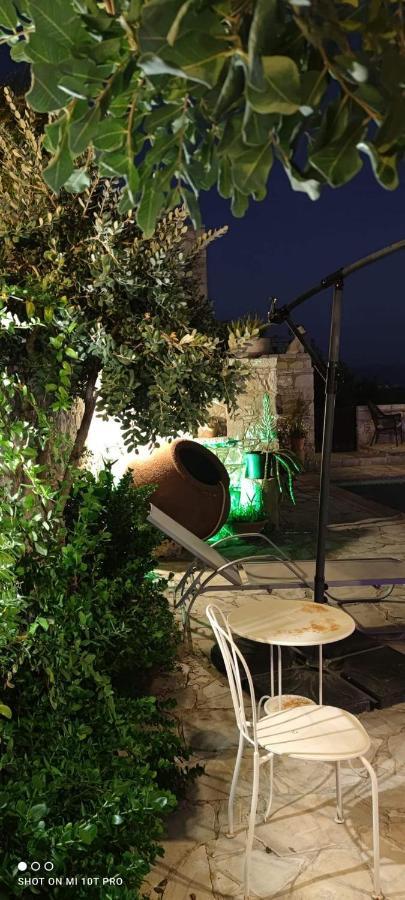 Maison d'hôtes Aliki'S House 1+ 2 à Polis Extérieur photo