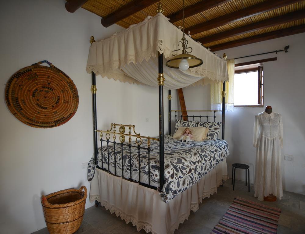 Maison d'hôtes Aliki'S House 1+ 2 à Polis Chambre photo